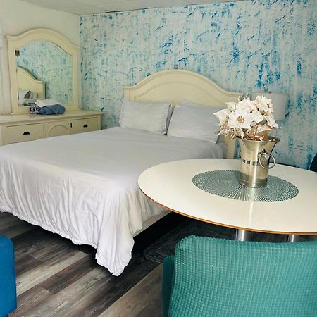 Cozy Studio Only 10 Minutes By Car Of Siesta Key ساراسوتا المظهر الخارجي الصورة