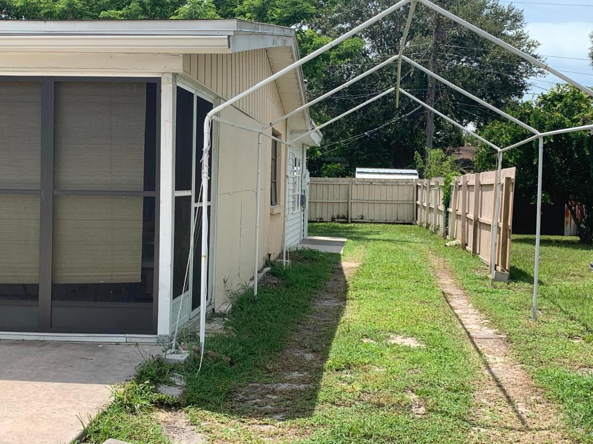 Cozy Studio Only 10 Minutes By Car Of Siesta Key ساراسوتا المظهر الخارجي الصورة